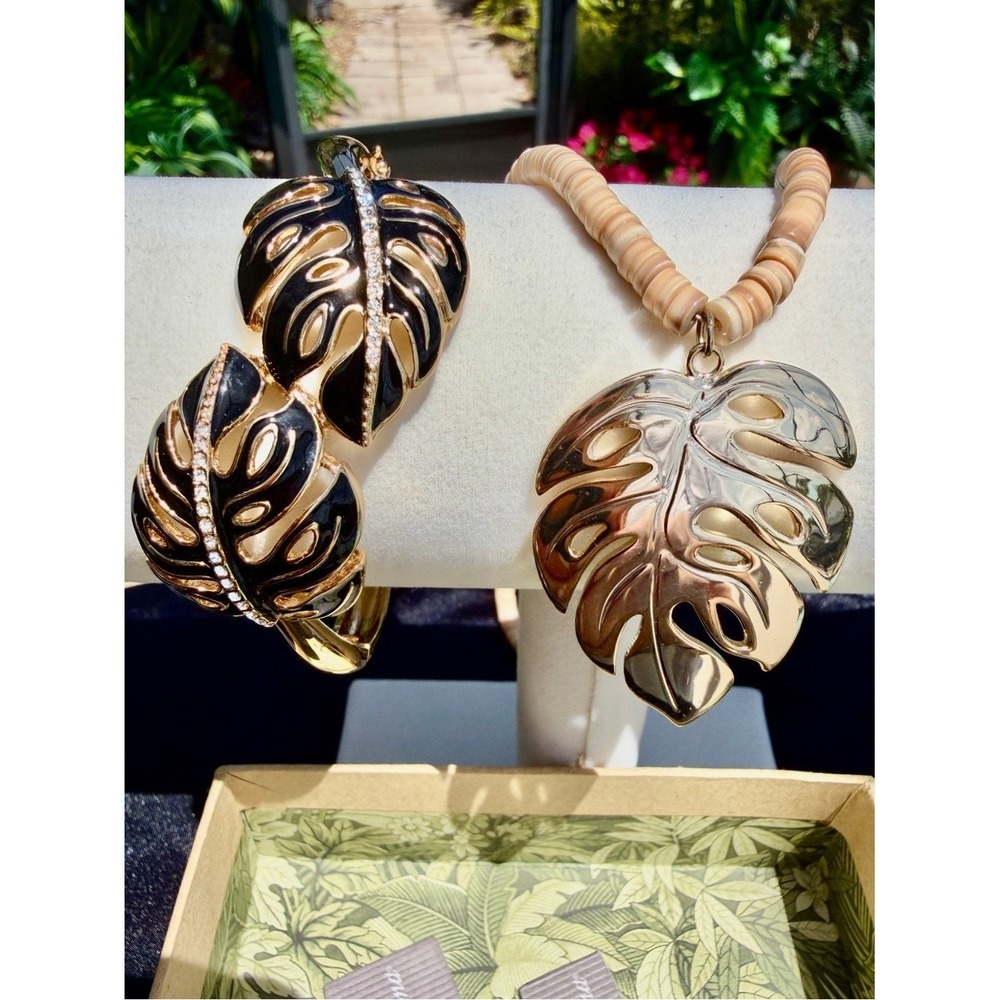 Tommy Bahama Monstera Leaf Jewelry Set Rhinestone Cuff Coco Necklace Bracelet